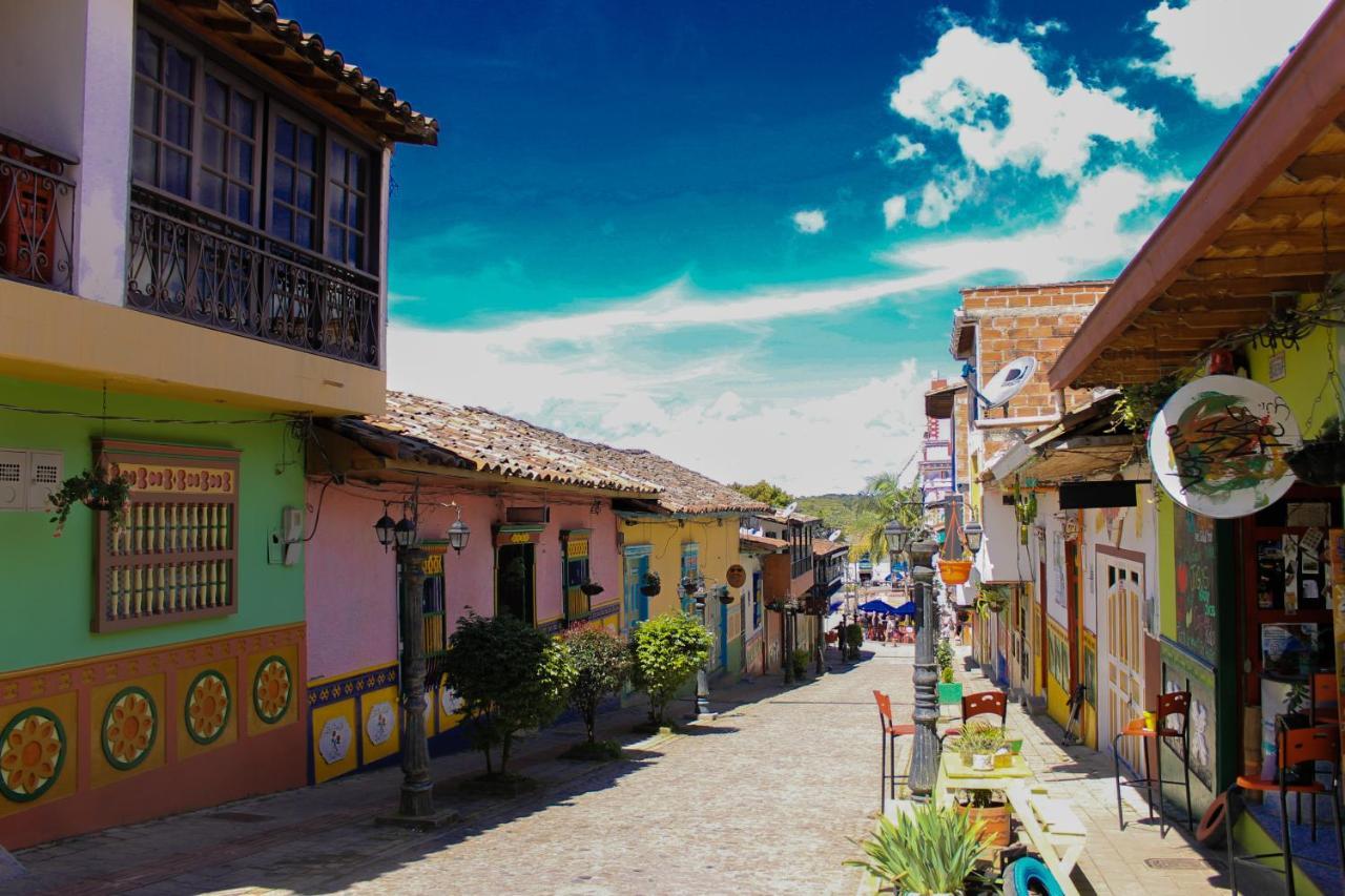 Casa Rosa Hostel Guatapé Exterior foto